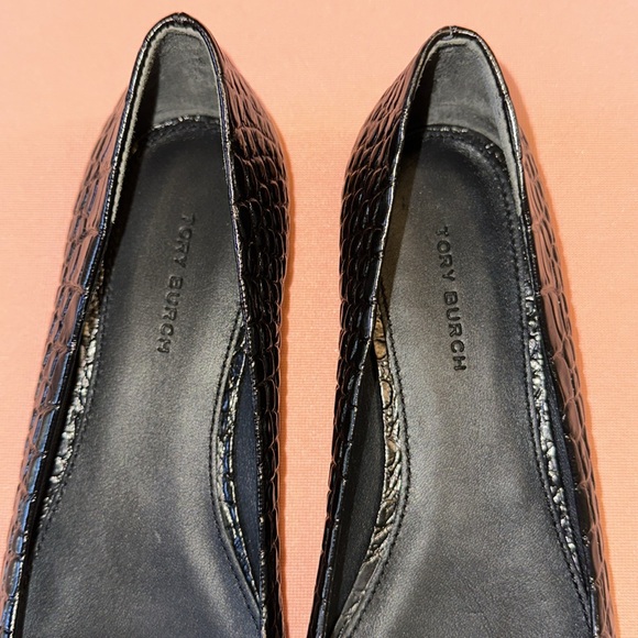 New Tory Burch Leather Shoes. Black. Size 7.5. - Picture 3 of 7
